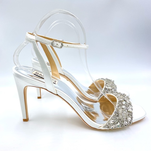 Badgley Mischka Shoes - Badgley Mischka Size 10 Rider Soft White Satin Jewel Dress Sandals Heels Shoes